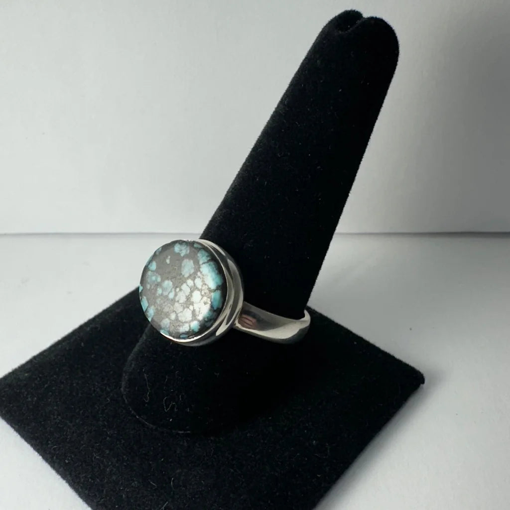 Stunning Tibetan turquoise ring in sterling silver with mottled stone