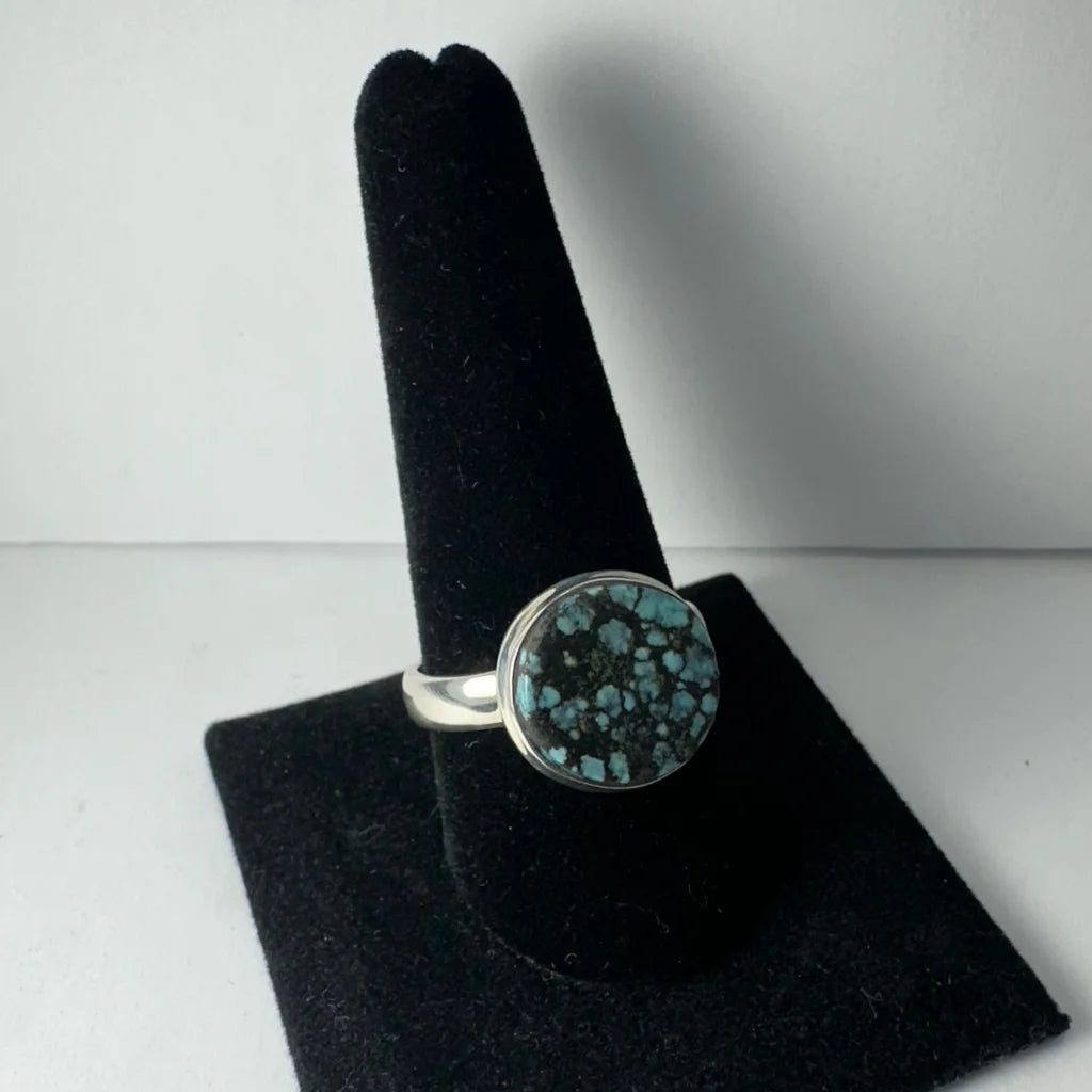 Stunning Tibetan turquoise ring in sterling silver with speckled stone