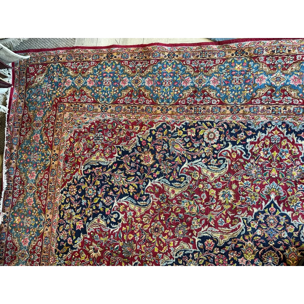 Stunning vintage fine Persian rug with intricate medallion design