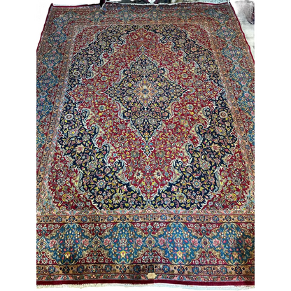Stunning vintage fine Persian rug with central medallion design