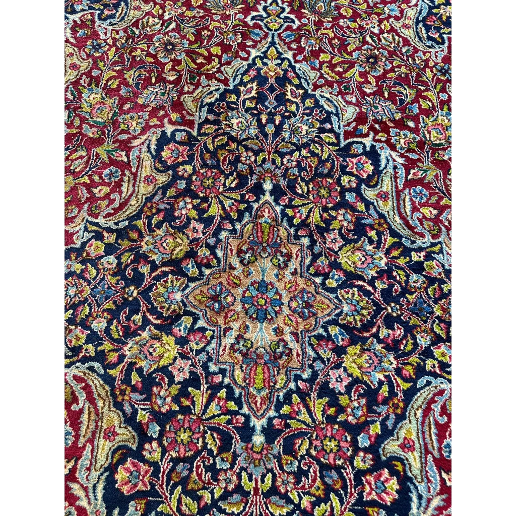 Stunning vintage fine Persian rug with intricate floral medallion