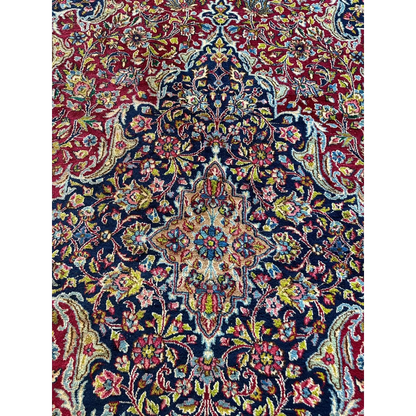 Stunning vintage fine Persian rug with intricate floral medallion