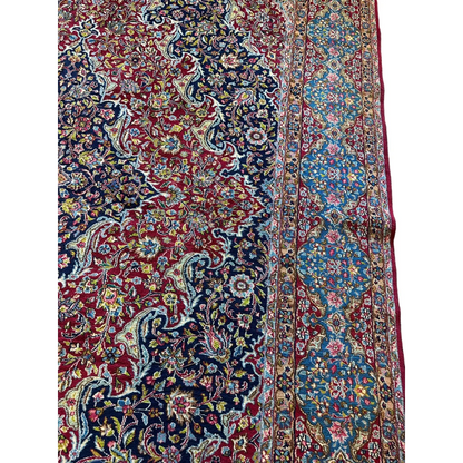 Stunning vintage fine Persian rug with intricate floral medallion