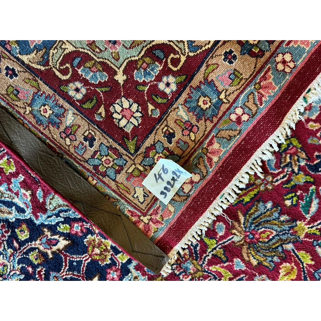 Stunning vintage fine Persian rug with intricate floral medallion design