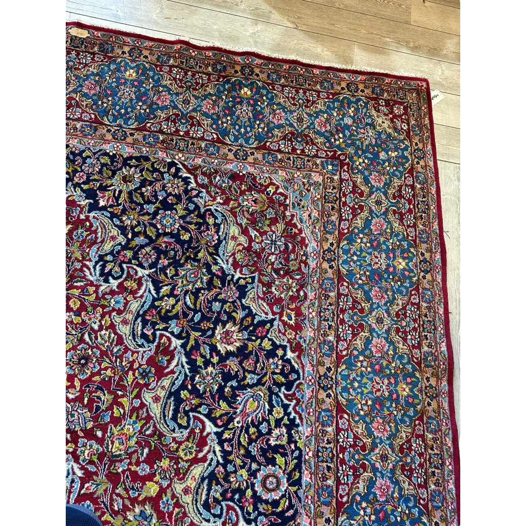 Stunning vintage fine Persian rug with intricate floral medallion