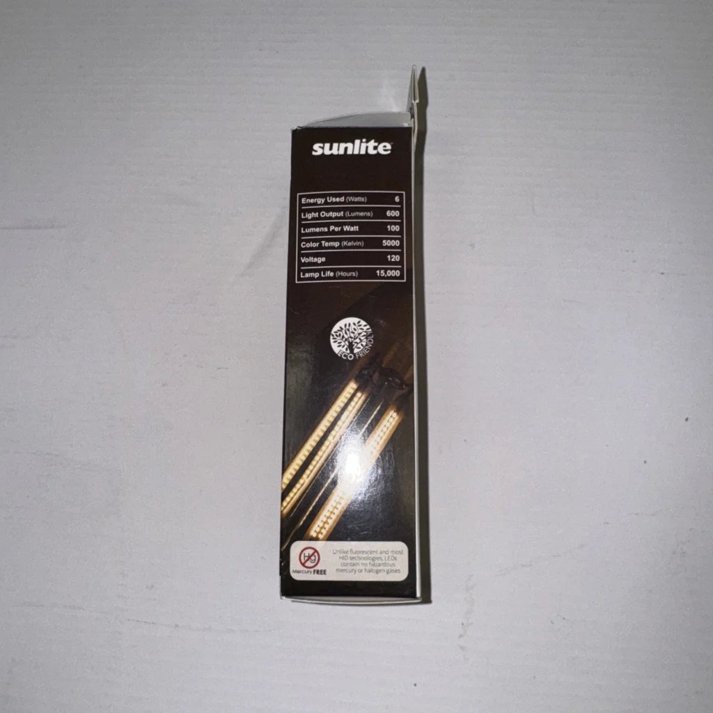 Sunlite chandelier 6 watt item 80645 LED bulb in black white box