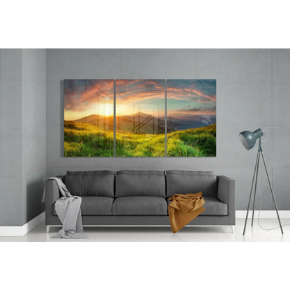 Stunning Glass Wall Art for Your Dream Space | Modern Wall Art Decor | vintageantiquesgifts.com