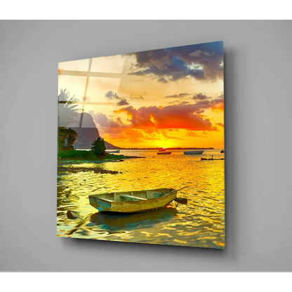 Stunning Glass Wall Art Prints for Your Space | Modern Wall Art Decor | vintageantiquesgifts.com