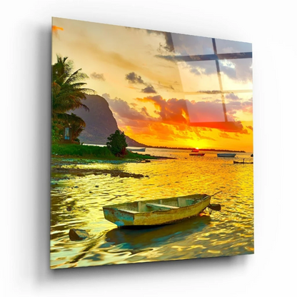 Stunning Glass Wall Art Prints for Your Space | Insigneart USA | vintageantiquesgifts.com