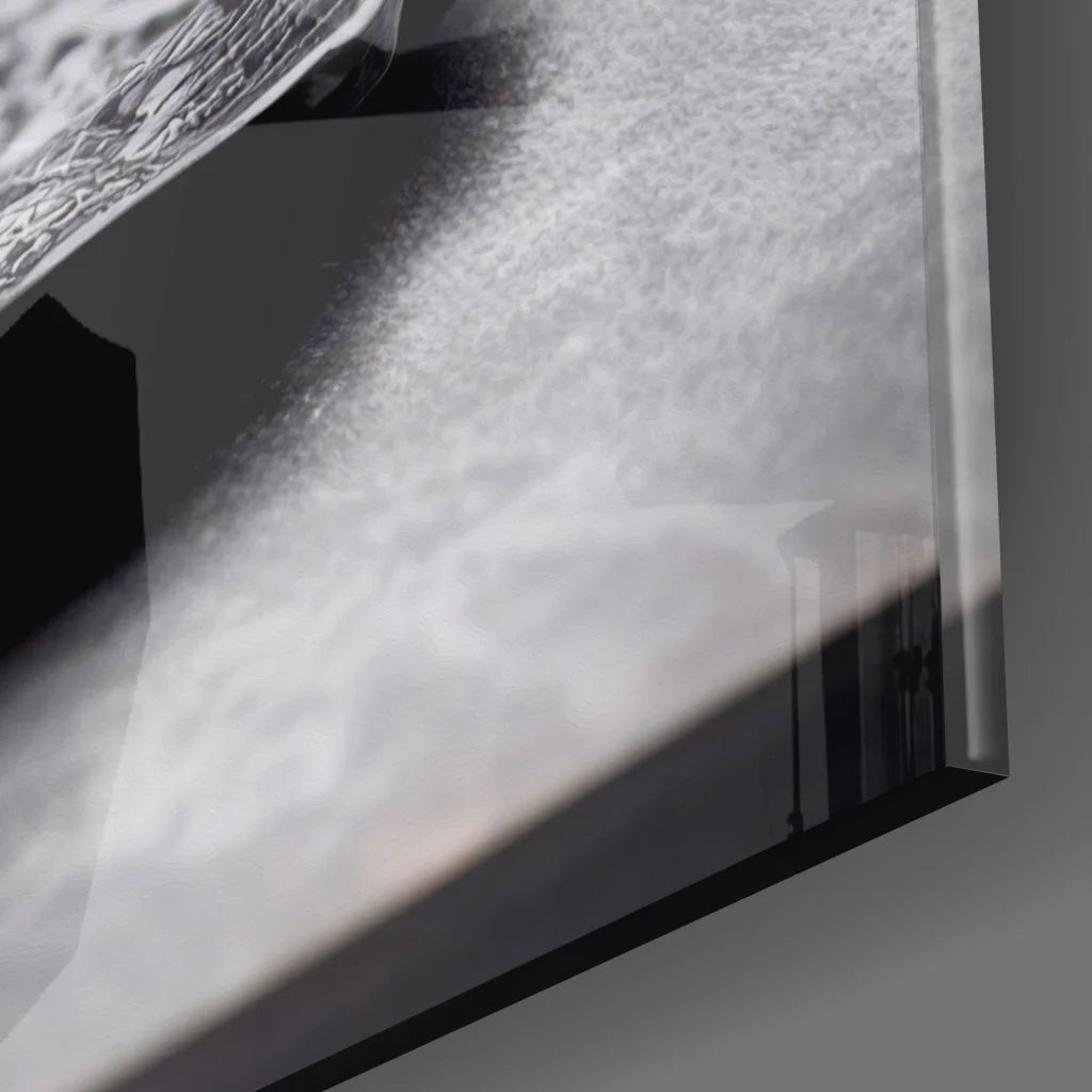 Stunning Tempered Glass Art for Your Home Decor | Modern Wall Art Decor | vintageantiquesgifts.com