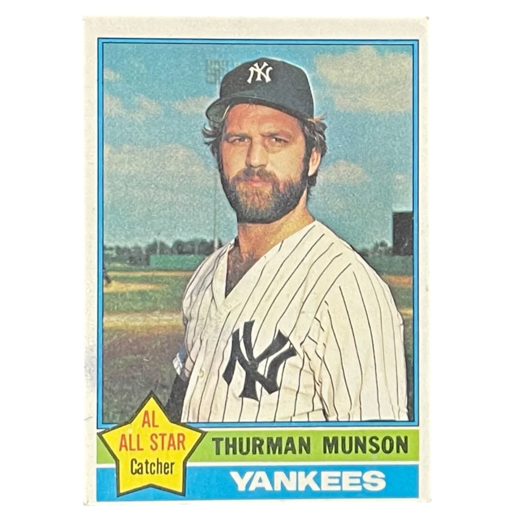Thurman Munson autographed 1976 Topps Yankees card with Beckett LOA A89325