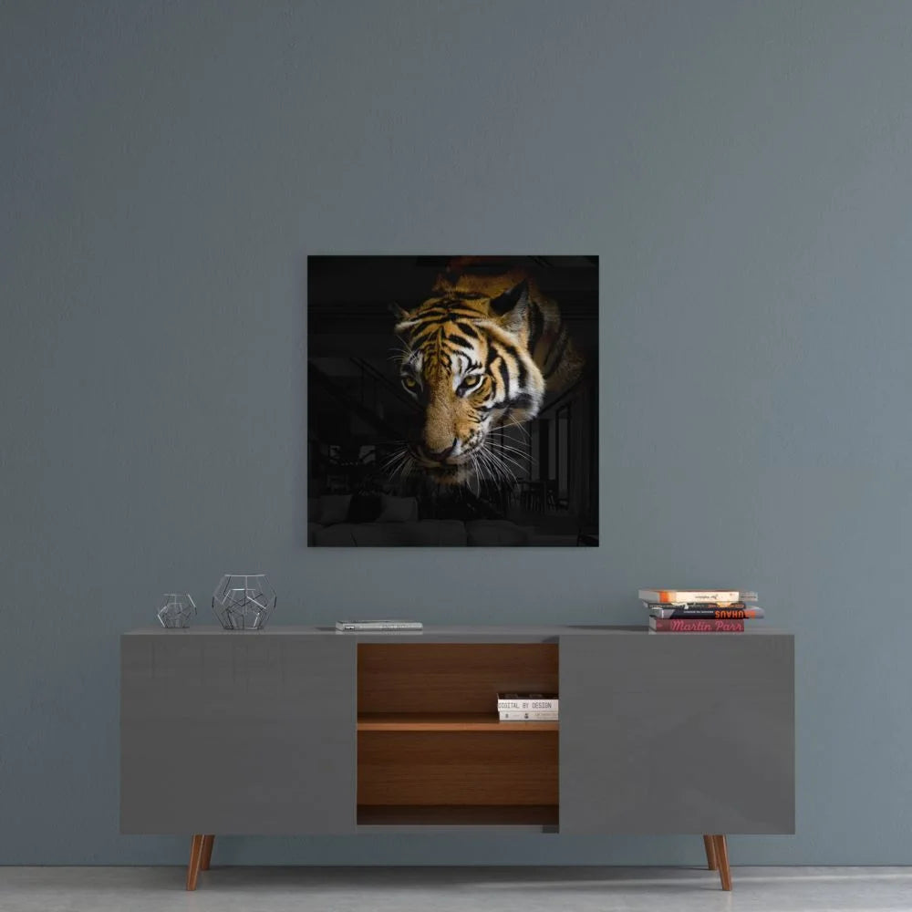 Striking black-and-white tiger face glass art on tempered glass