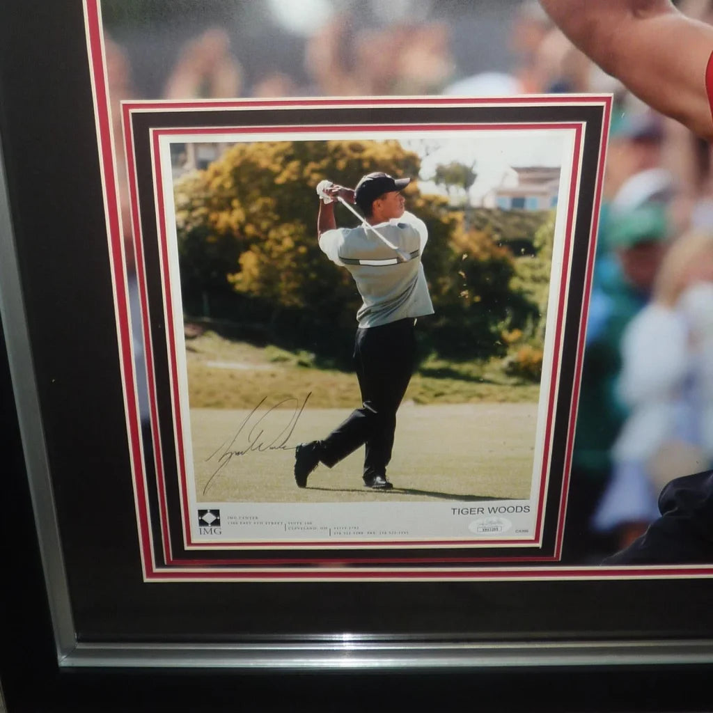 Framed autographed 8x10 photo of Tiger Woods Masters golf swing