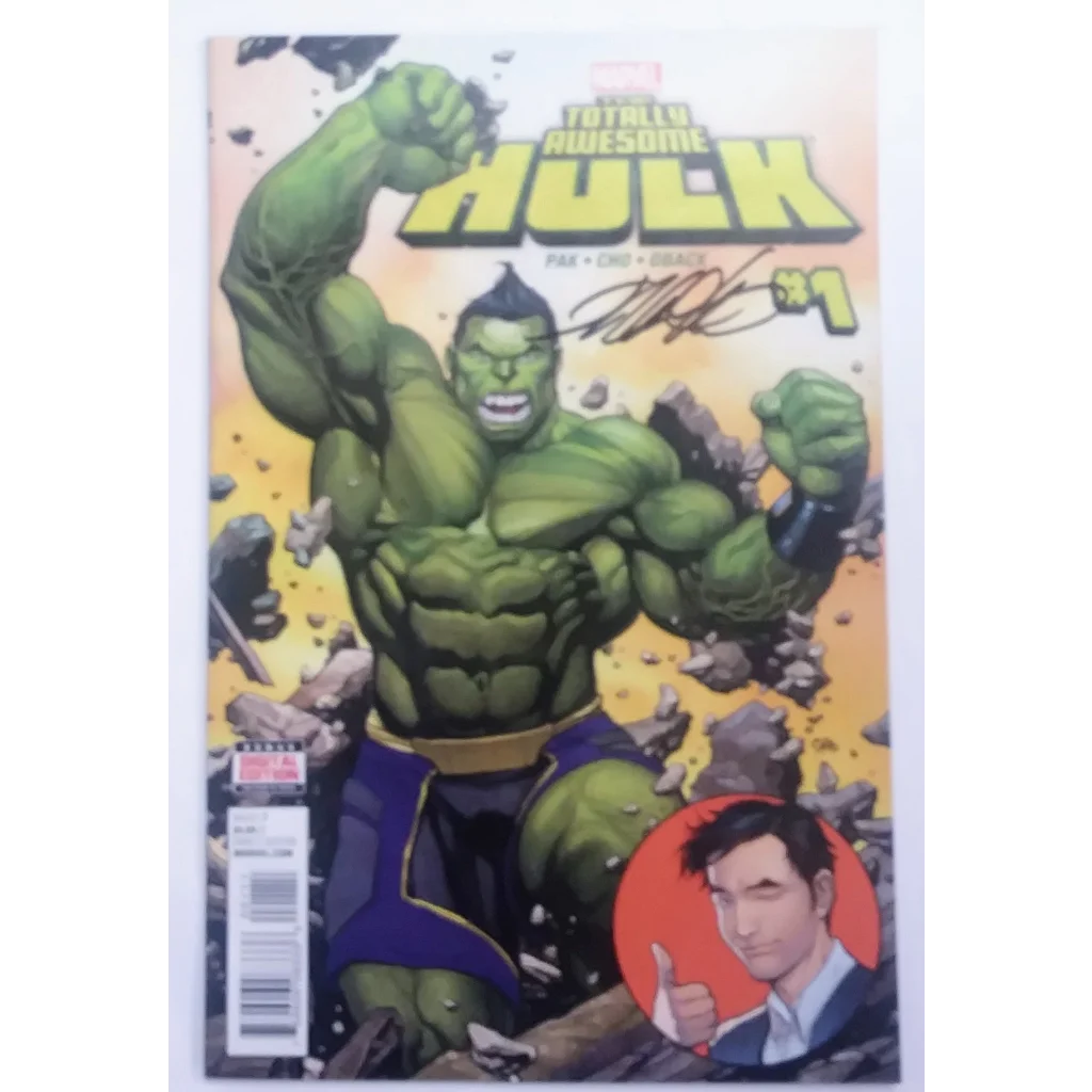Totally Awesome Hulk Issue 1 comic signed by Frank Cho