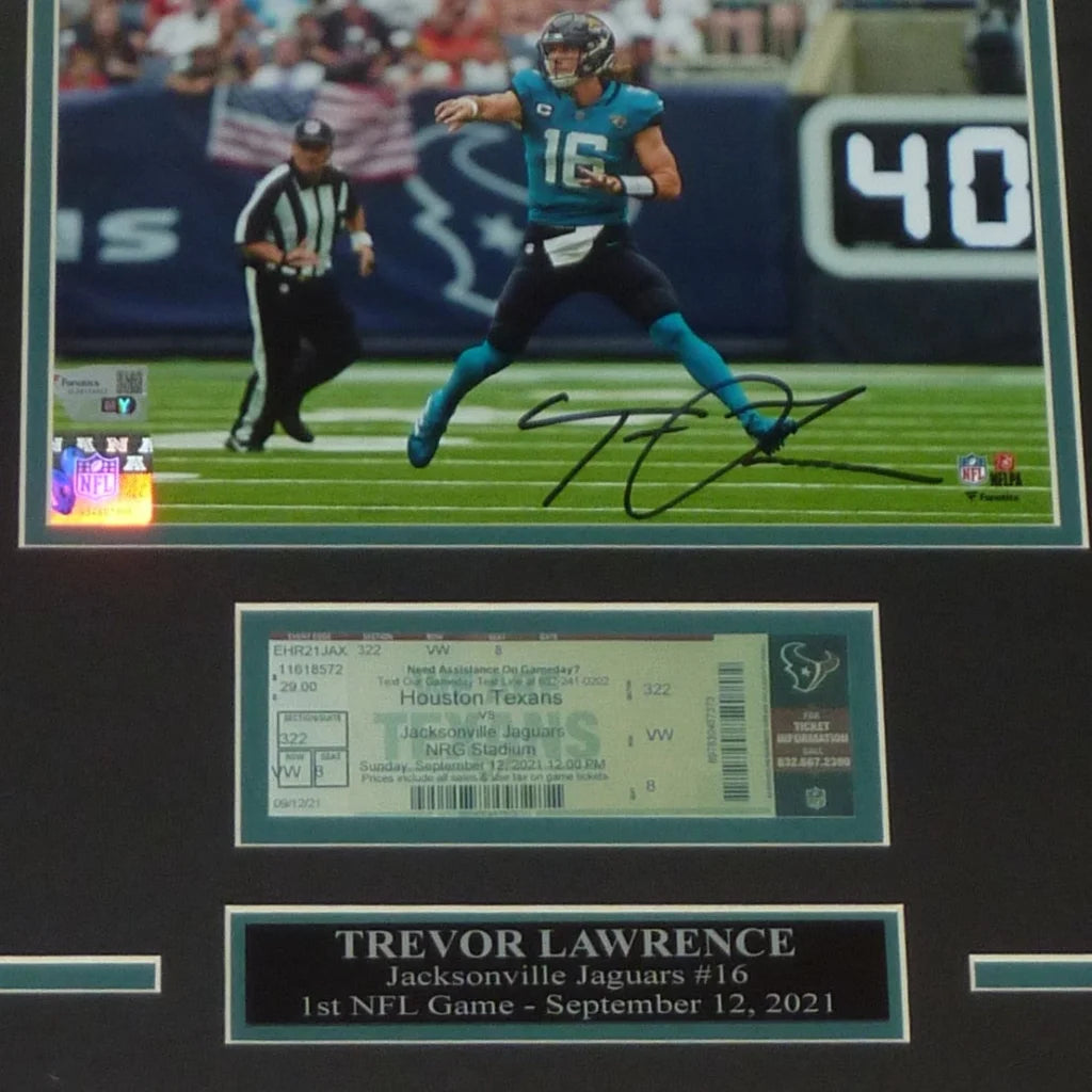Trevor Lawrence autographed Jacksonville Jaguars 8x10 photo in #16 jersey