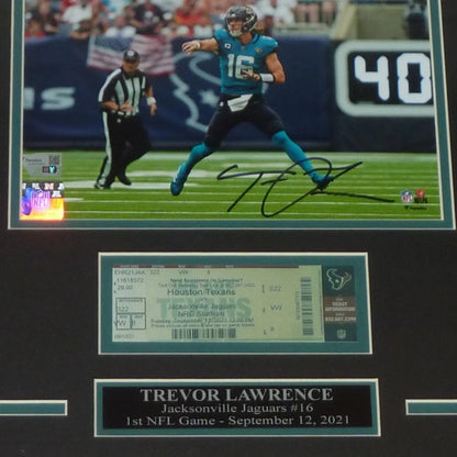 Trevor Lawrence autographed Jacksonville Jaguars 8x10 photo in #16 jersey
