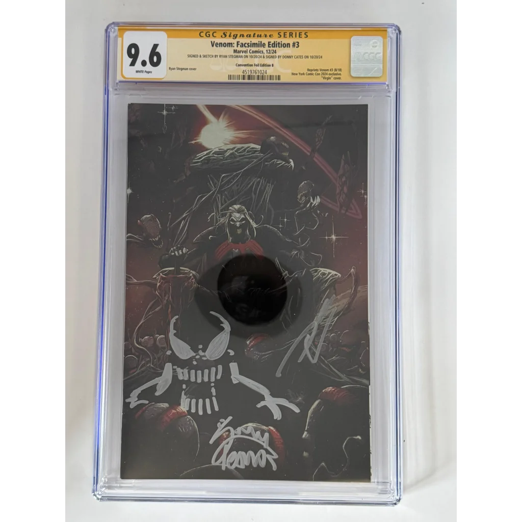 Unknown Comics Exclusive Venom foil signed by Ryan Stegman and Donny Cates in CGC slab
