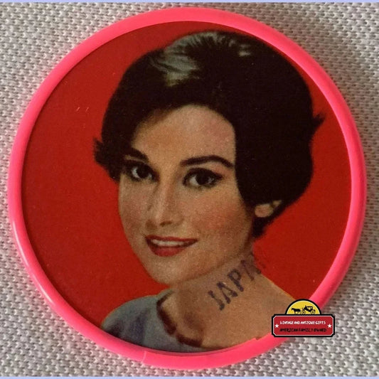 Very Rare Vintage Collectible Audrey Hepburn Pocket Mirror 1950s Advertisements and Antique Gifts Home page Mirror: