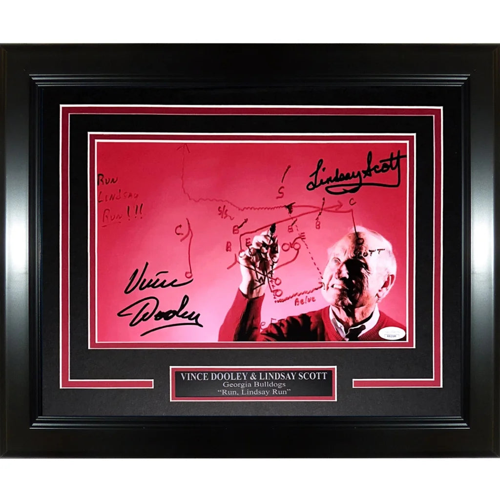 Autographed Vince Dooley and Lindsay Scott deluxe framed 8x12 photo with Run Lindsay Run play