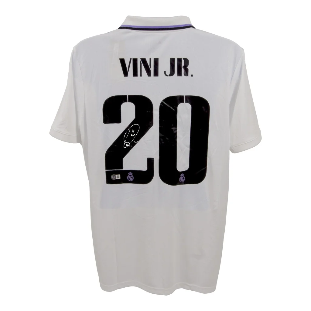 Back of Vinicius Jr Real Madrid autographed jersey with Vini Jr 20 signature