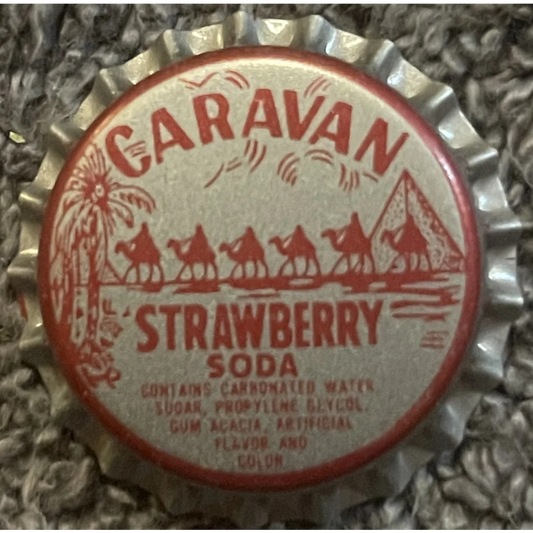 Vintage 1970s Caravan Strawberry Soda Bottle Cap Salisbury Nc Egypt Pyramid Advertisements Antique and Caps - NC