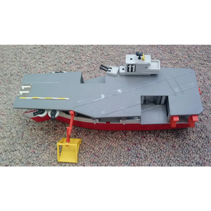 Vintage 1986 Galoob Micro Machines action playset aircraft carrier toy