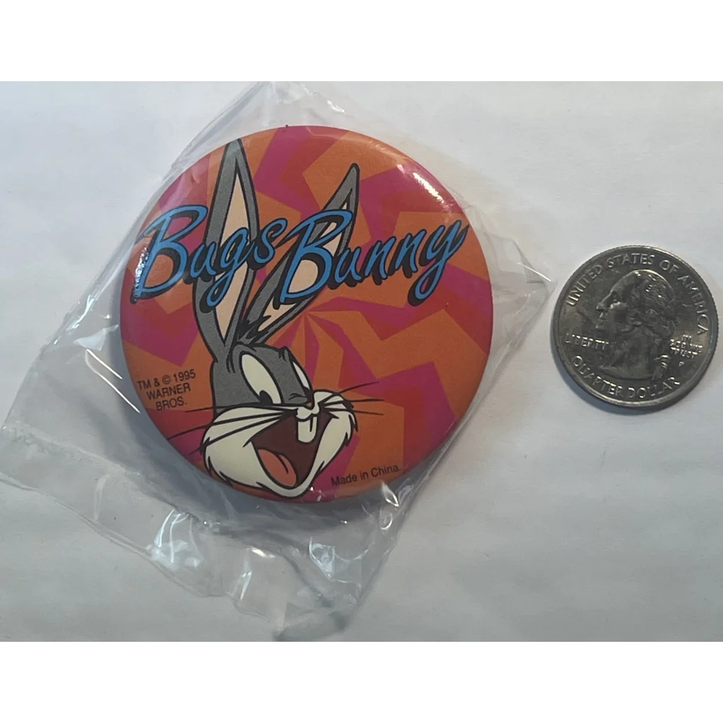 Vintage 1990s 🎁 Looney Tunes Pin Daffy Duck Unopened in Package! Collectibles