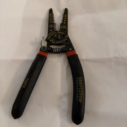 Vintage Craftsman 73573 wire stripper cutter, black red pro spring-loaded, USA