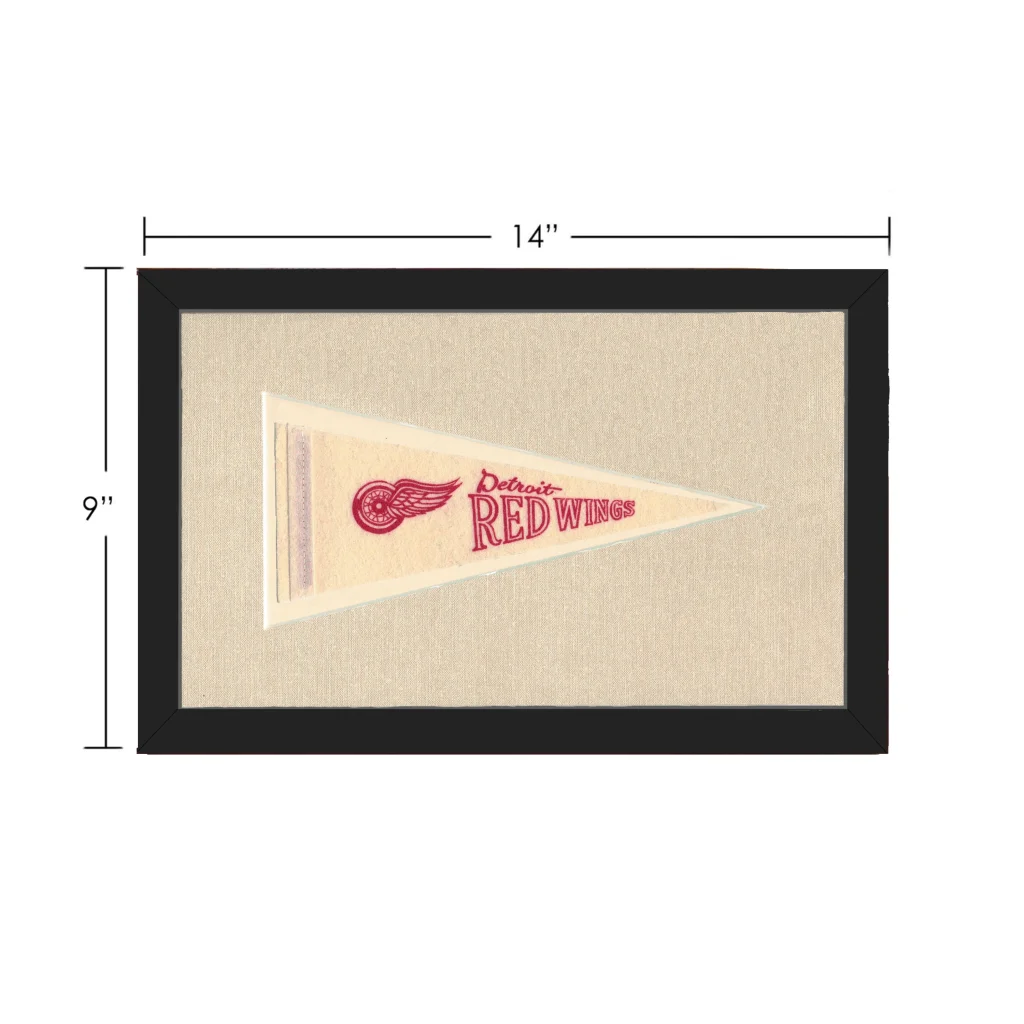 Vintage Detroit Red Wings Pennant | Vintage Collectible Sports Pennant | vintageantiquesgifts.com