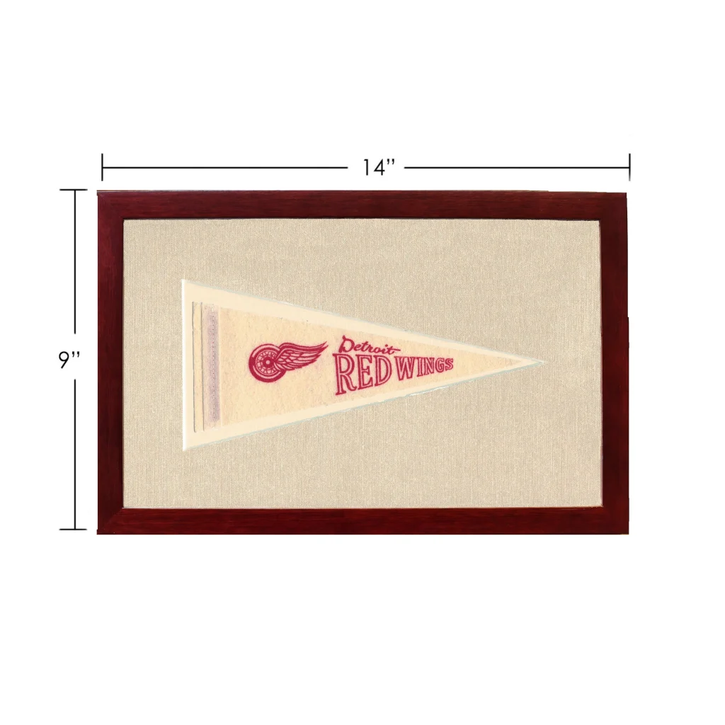 Vintage Detroit Red Wings Pennant | Vintage Americana Sports Memorabilia | vintageantiquesgifts.com