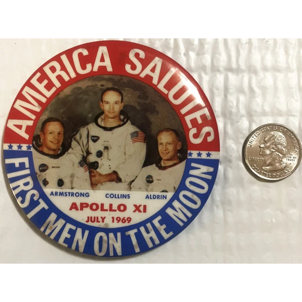 Vintage Large 1969 Apollo NASA First Men on Moon Pin Pinback Americana History! Collectibles - Relive Epic Landing!