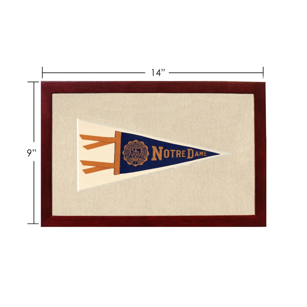 Vintage Notre Dame Pennant | Vintage Americana Sports Memorabilia | vintageantiquesgifts.com