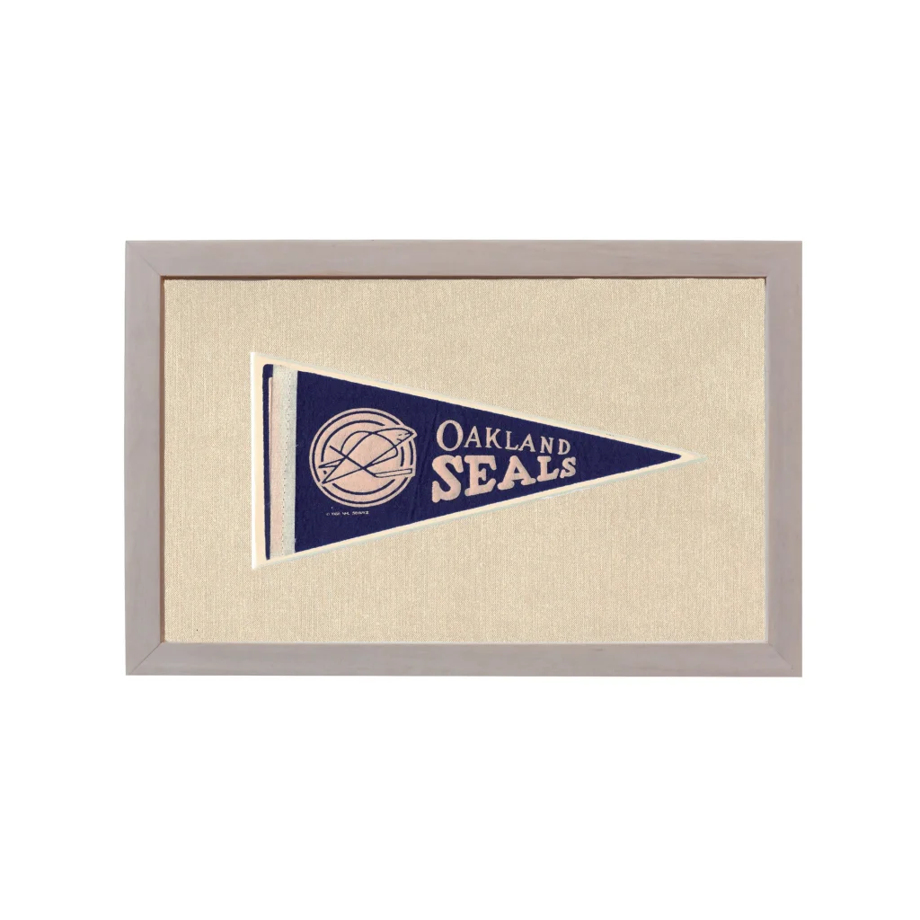 Vintage Oakland Seals Pennant | Rare Vintage Wool Felt Pennant Flag | vintageantiquesgifts.com