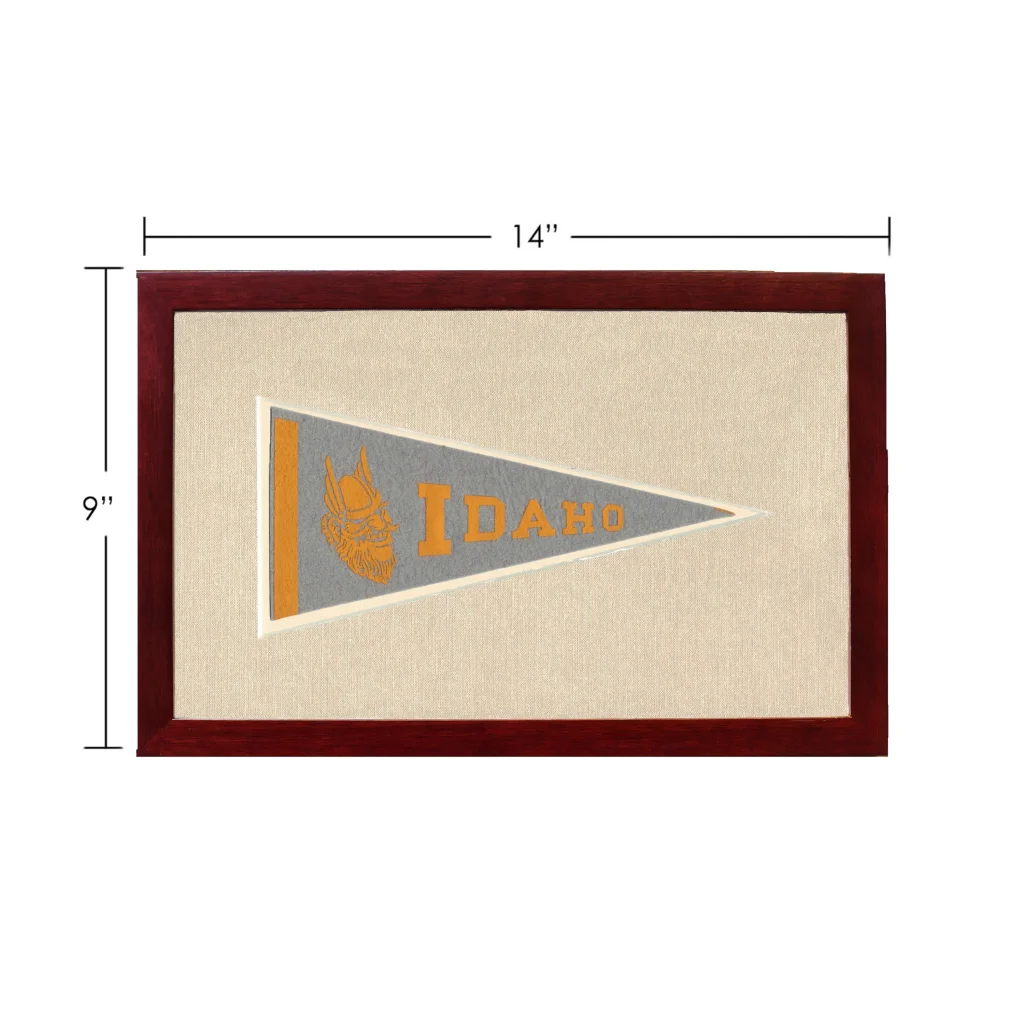 Vintage University of Idaho Pennant | Vintage Americana Sports Memorabilia | vintageantiquesgifts.com