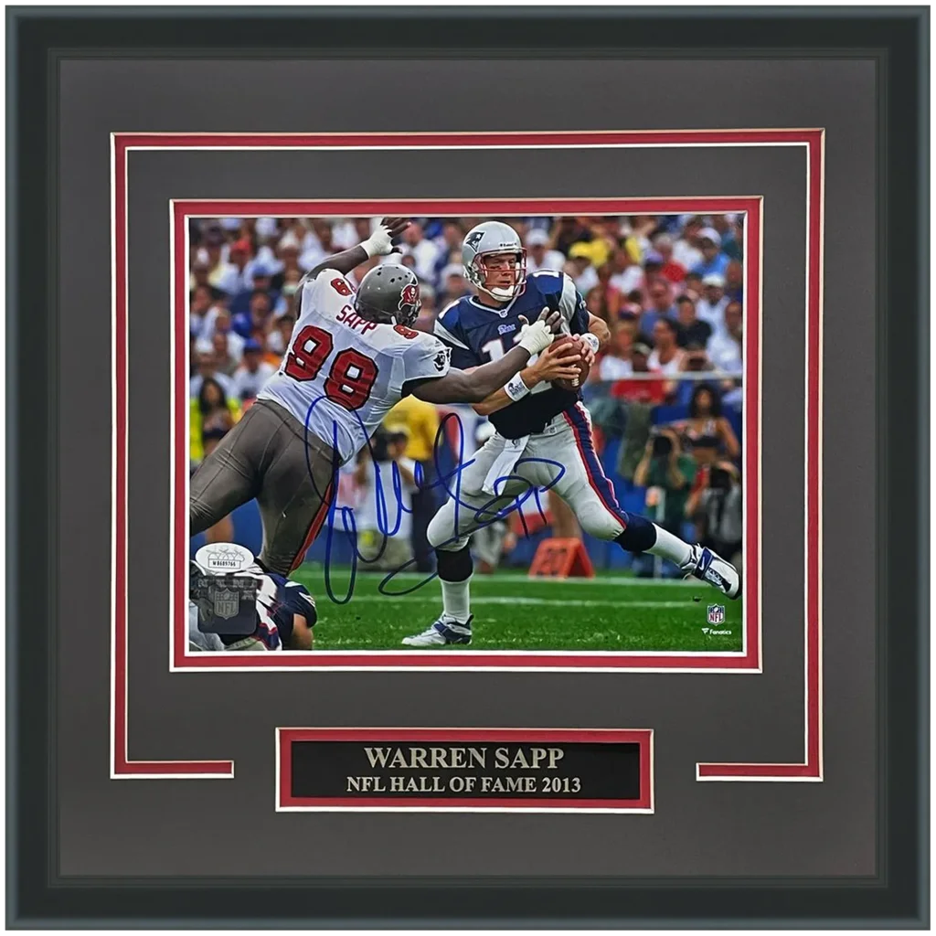 Warren Sapp autographed Tampa Bay Buccaneers deluxe framed 8x10 photo