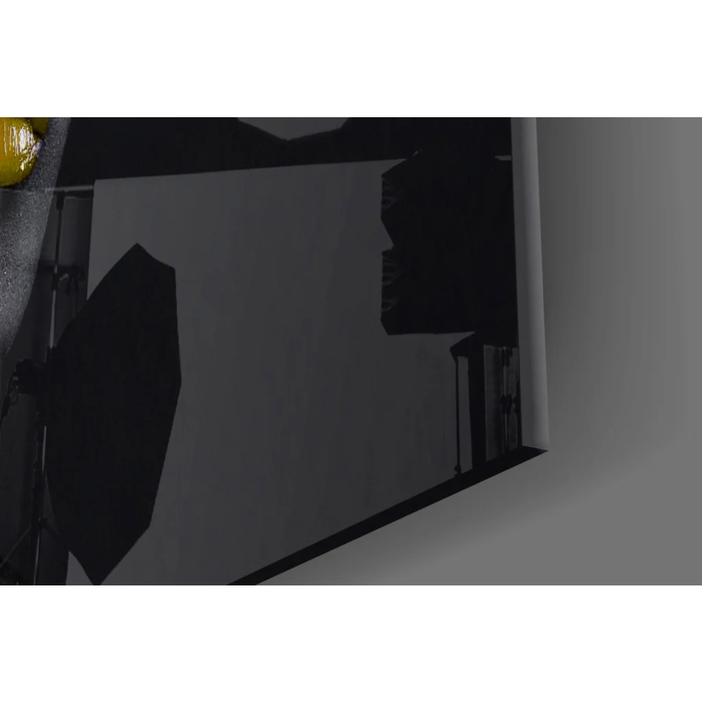 Black octagonal softbox diffuser for stunning red and gold wall art