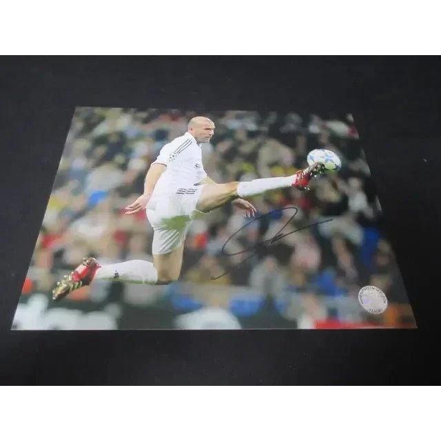 Autographed Zinedine Zidane signed 8x10 photo of bicycle kick, certified authentic