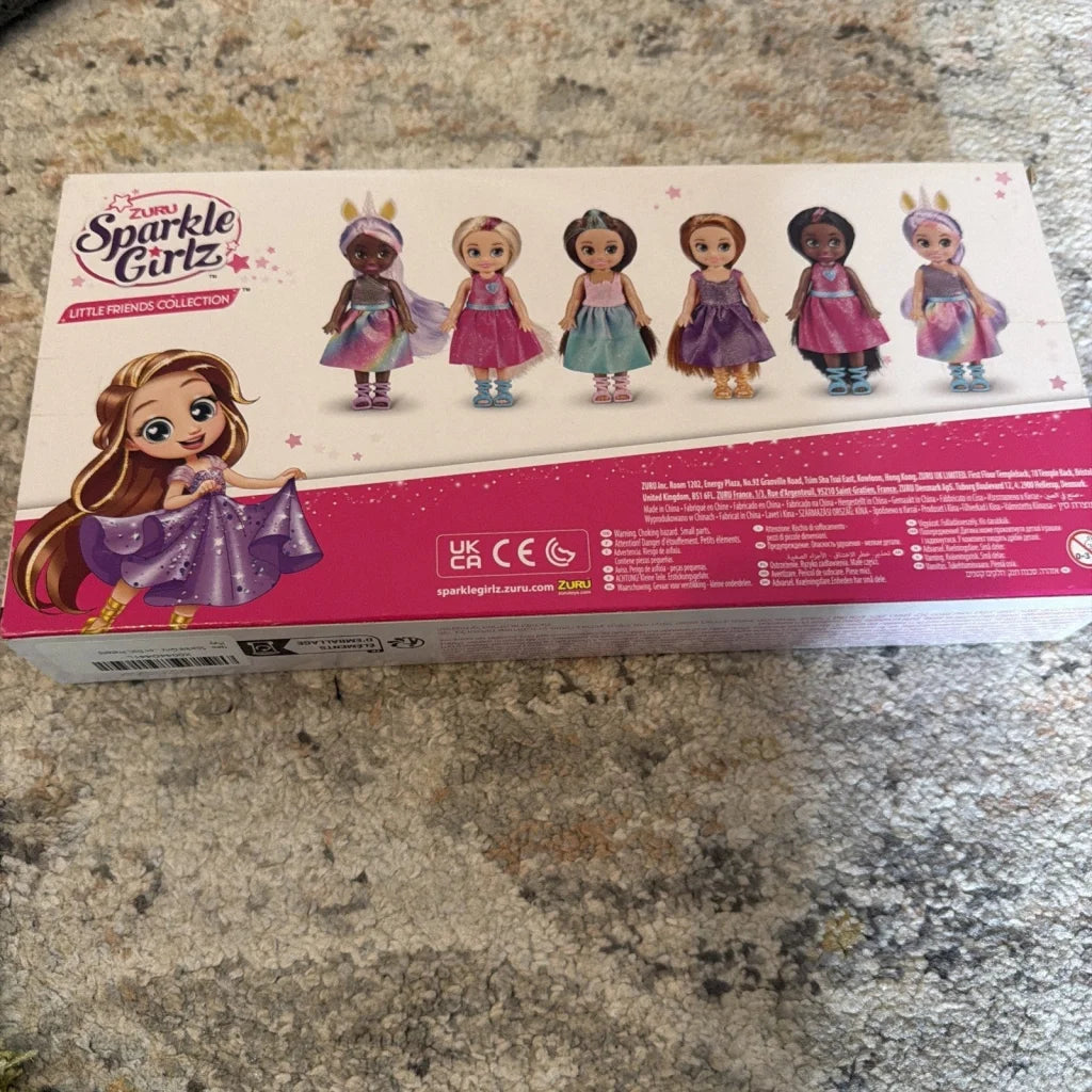 Zuru Sparkle Girlz Little Friends Collection toy box with 6 dolls