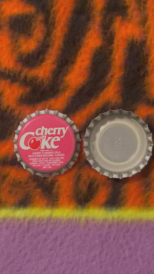 Vintage 1990s Cherry Coke Bottle Cap - Chesterman Company Sioux City Iowa Coca-Cola Collectible 🥤