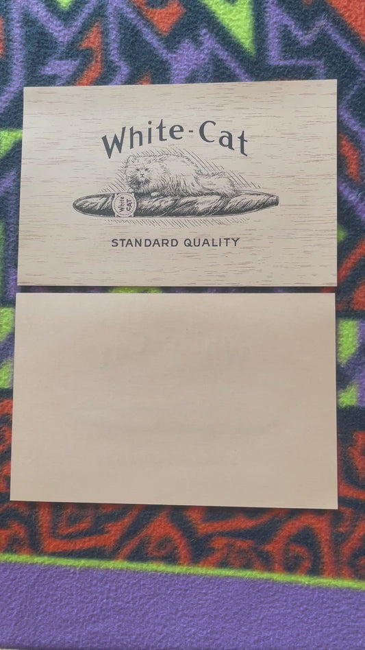 Antique 1900s–1920s “White‑Cat” Wood‑Grain Cigar Box Label 😺 NOS