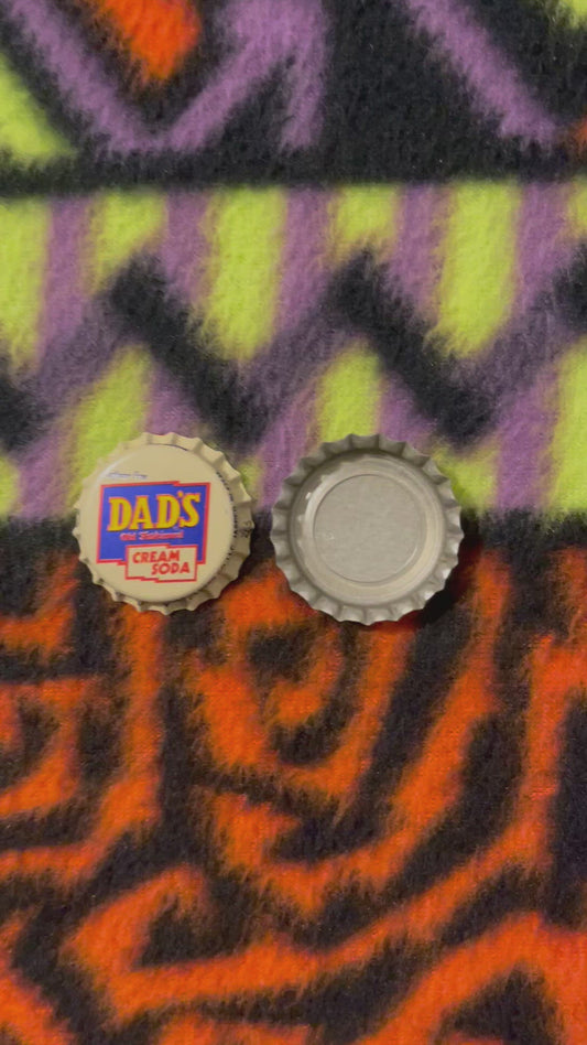 Vintage NOS 1980s Dad’s Old Fashioned Cream Soda Bottle Cap 🥤 Chicago IL • Jasper IN