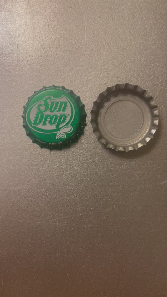 Vintage Sun Drop Bottle Cap 🍋 NOS Gastonia NC Twist-Off Crown Soda Advertising, Dale Earnhardt NASCAR Era